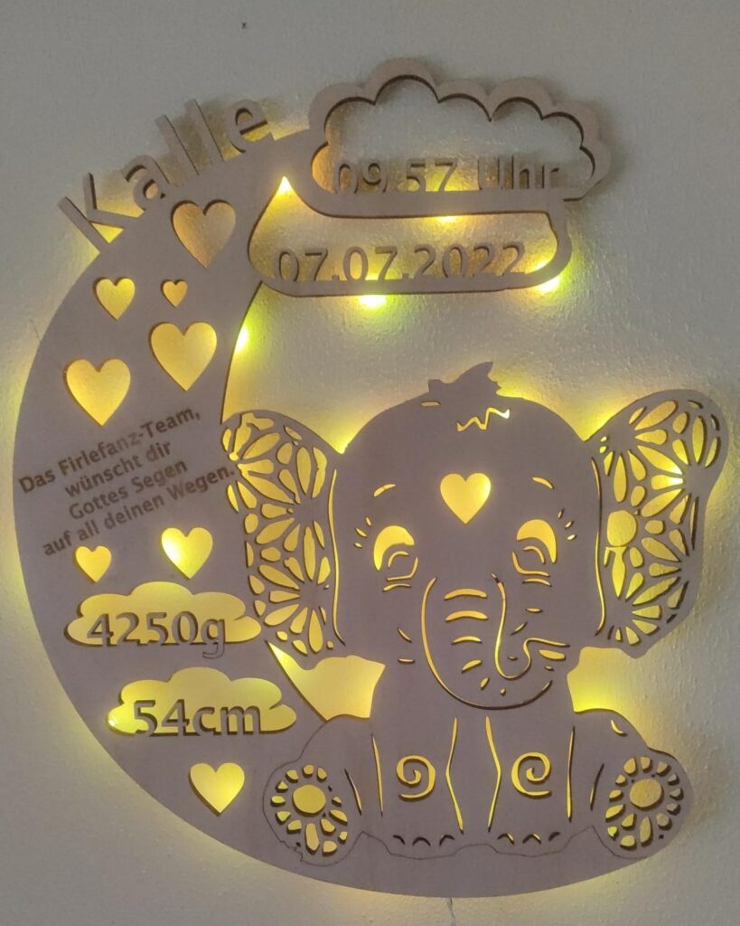 Nachtlicht mit Geburtsdaten / Motiv Elefant